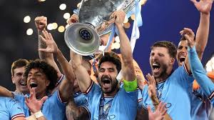 逼入困境 逼入困境